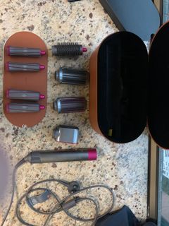 （分類：）位於 。 由 samrh1 提交（商品編號 1056011590，圖片 1）。簡介： 。