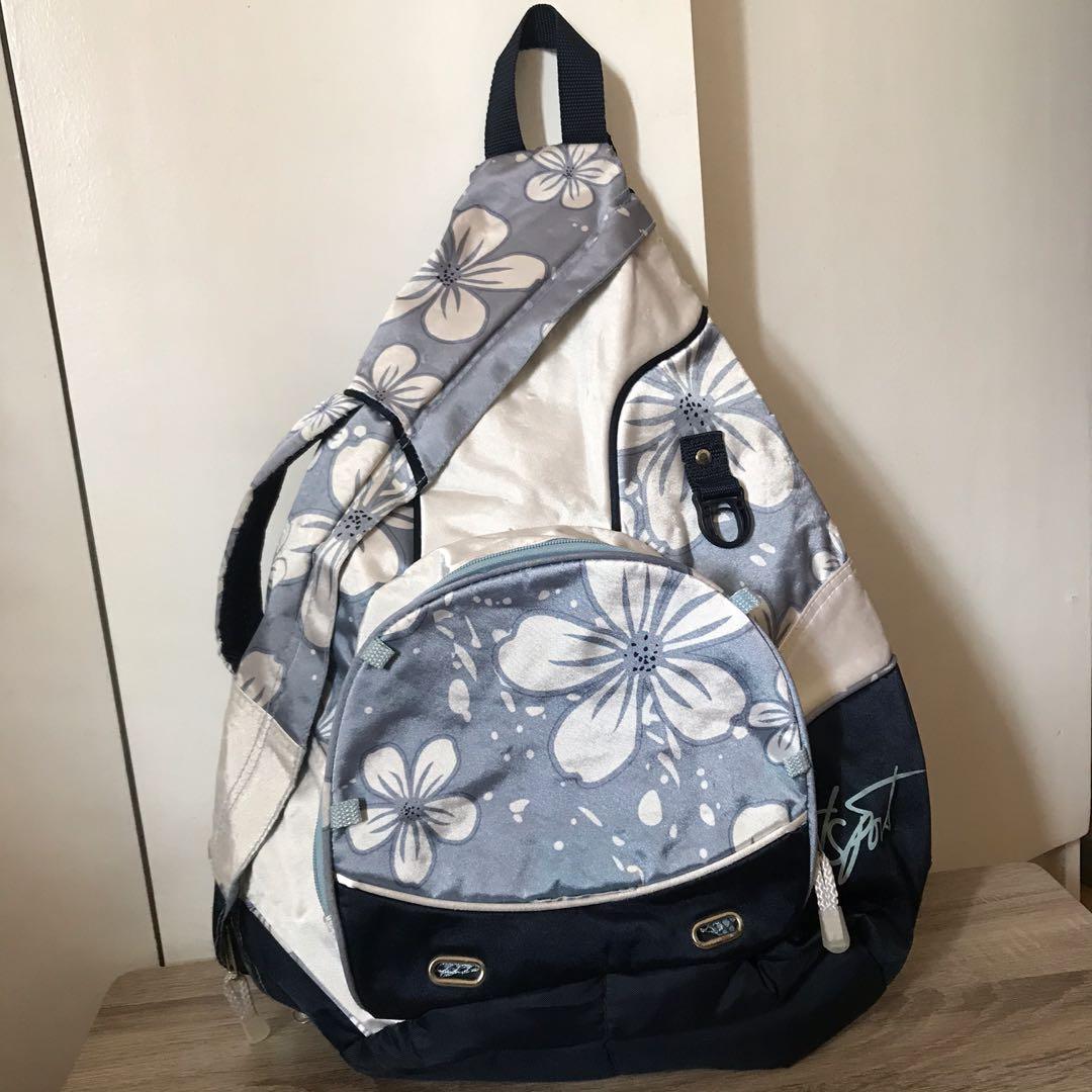 Eastsport sling top backpack