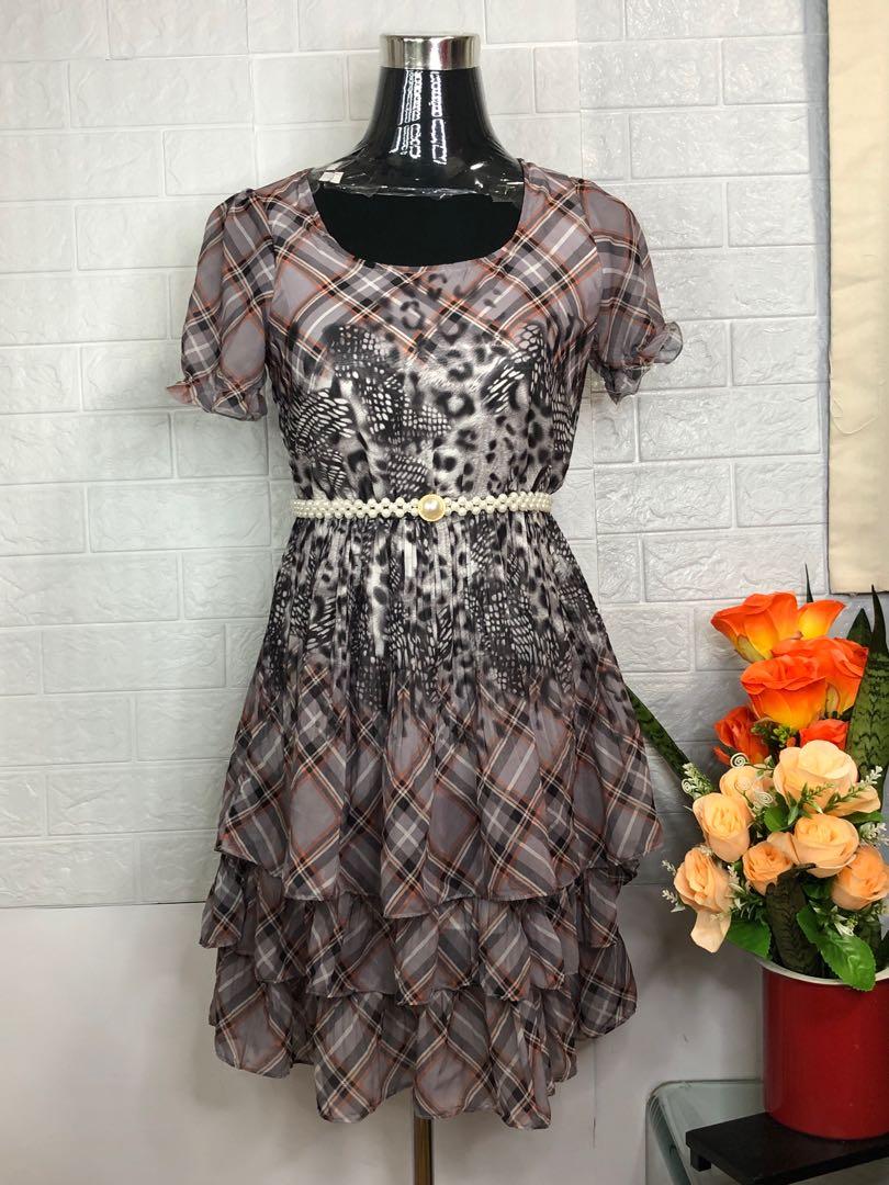 Download Gray Checkered Animal Print Layered Semi Midi Dress Women S Fashion Dresses Sets Dresses On Carousell
