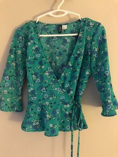 (Category: ) located in . Submitted by dollhearted (Listing ID 1061855429, Image 1). Description: .