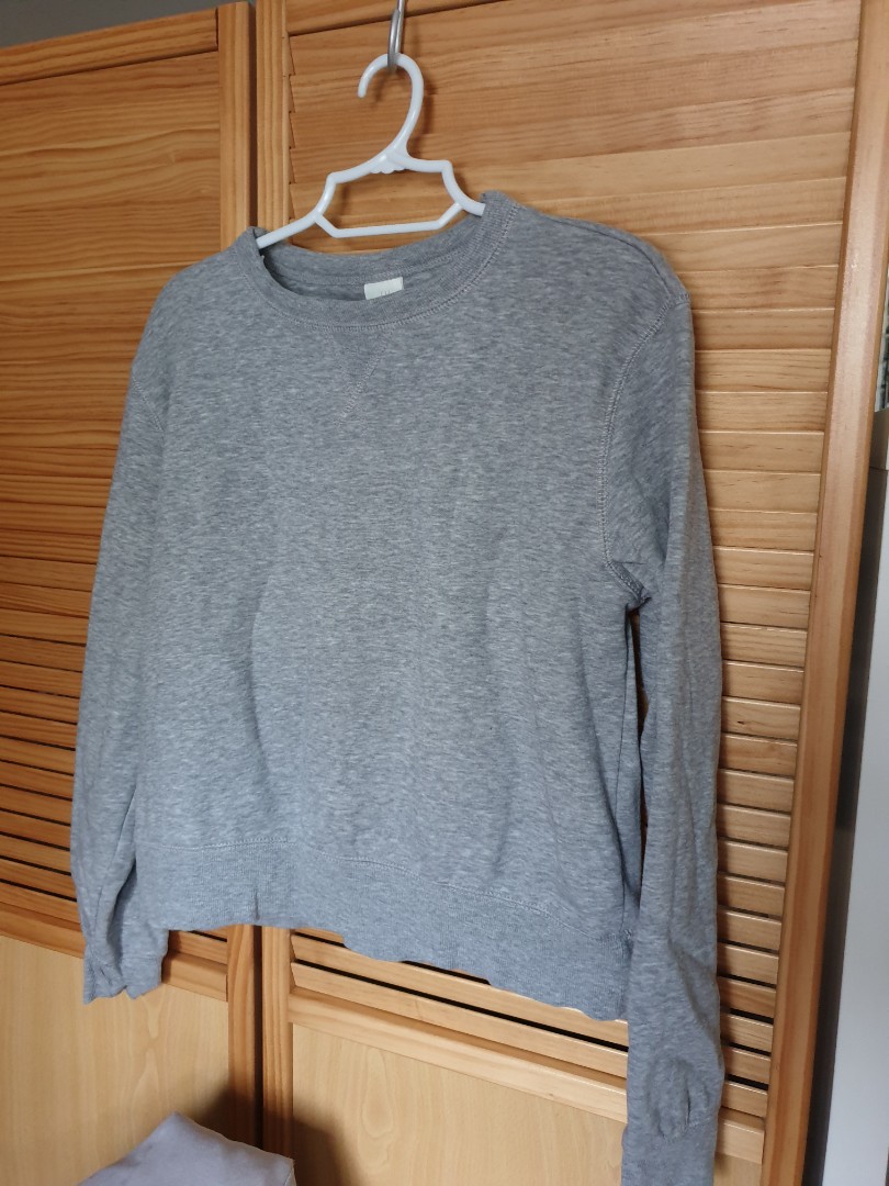 womens grey sweater