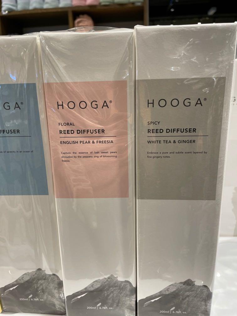HOOGA DIFFUSERS (Category: Fragrance & Deodorants) located in Georgetown. Submitted by babyyun97 (Listing ID 1061839311, Image 3). Description: ⚠️Price varies from RM49.90-RM59.90 💯Authentic from HOOGA ⁉️Can ask for scents guide✔️ Buy more for more discounts 💵 ✔️READY-STOCK ✔️Size: 200ml ⁉️Black and white ( intense) series ✅SKYISH BLUE READY STOCK💫.