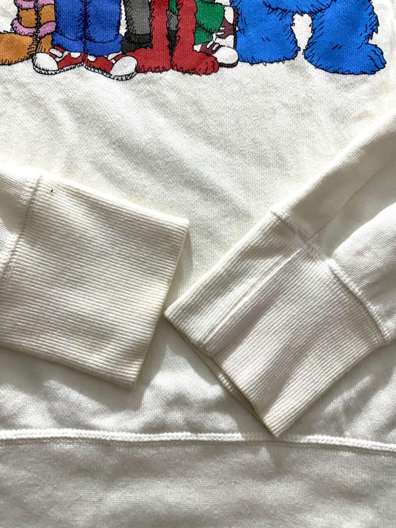 Kaws Cod KAWS uniqlo sesame street (COD), Men's Fashion, Coats, Jackets and ...