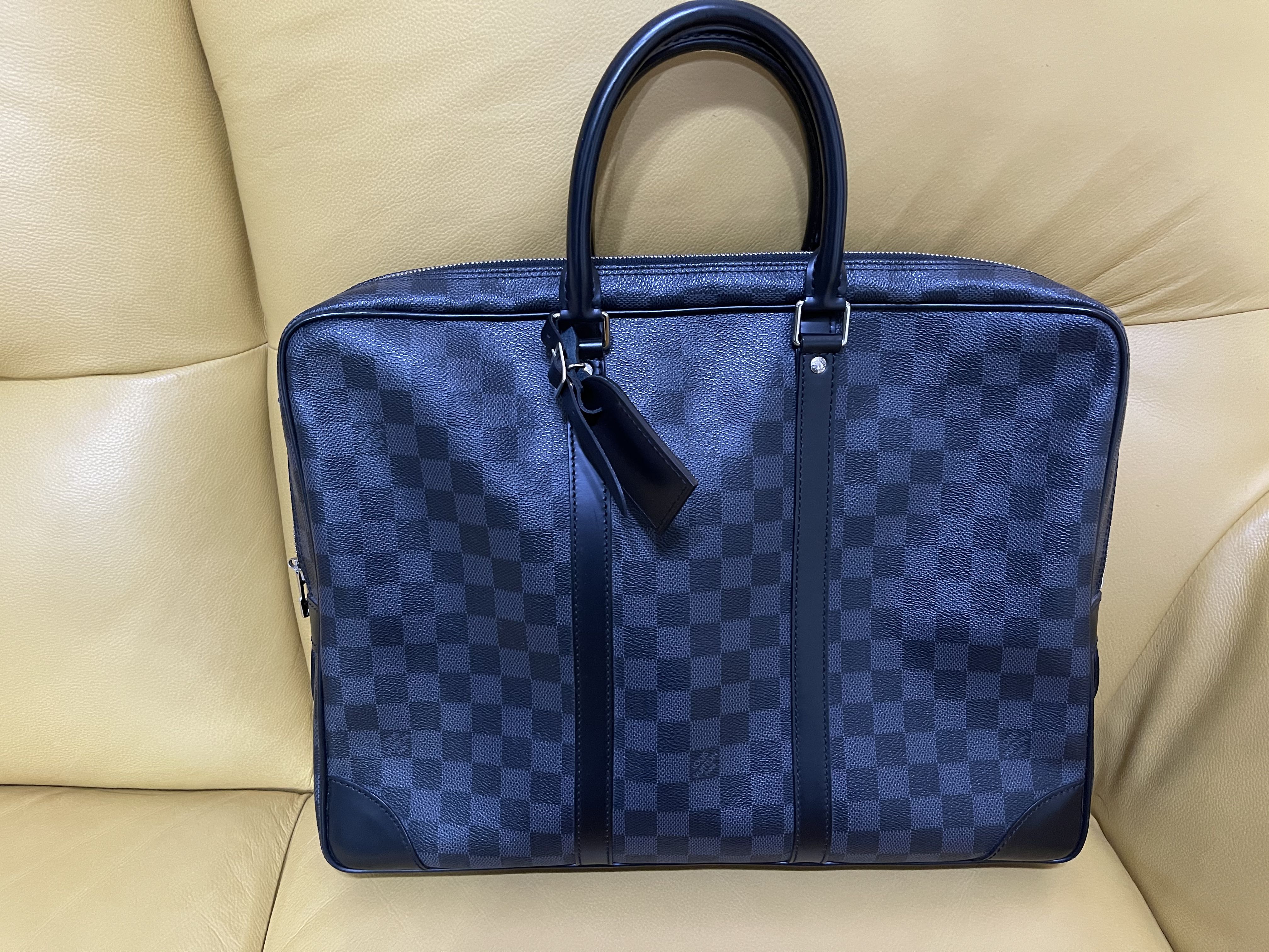 Lv best sale business bag