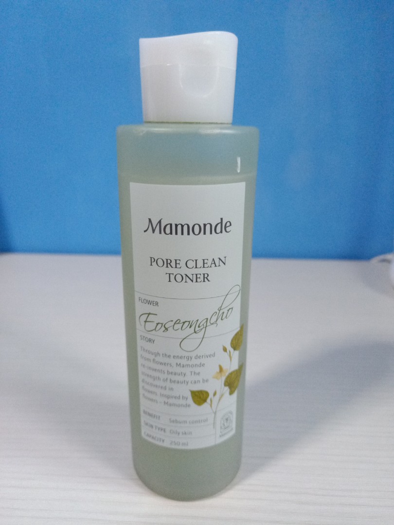 does toner clean pores