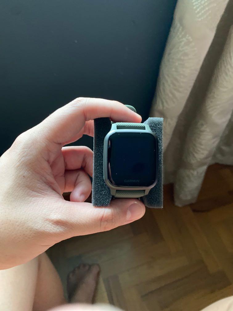 Moss Green Venu Sq left Sports Equipment Sports Games Water Sports on Carousell