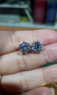 (Category: ) located in . Submitted by pickygem (Listing ID 1061886207, Image 1). Description: .