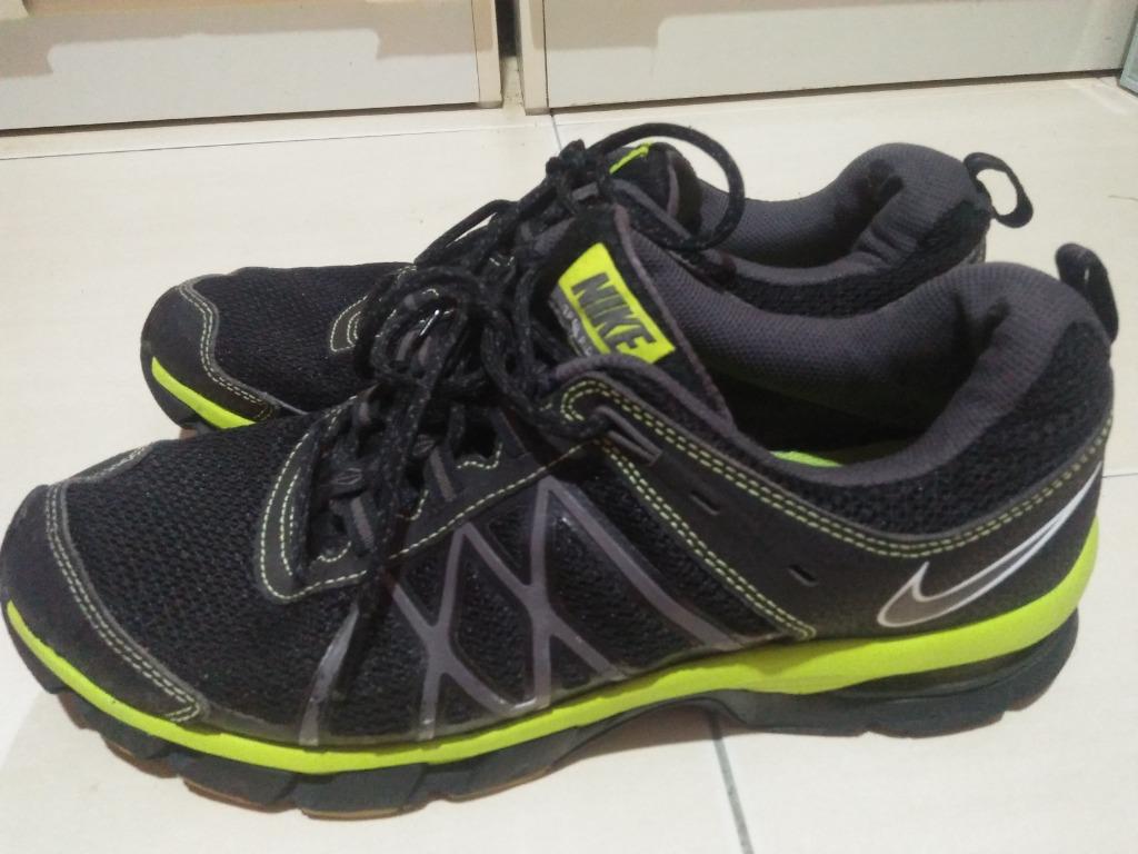 Nike Trail Ridge 2, Men's Fashion, Sneakers on Carousell