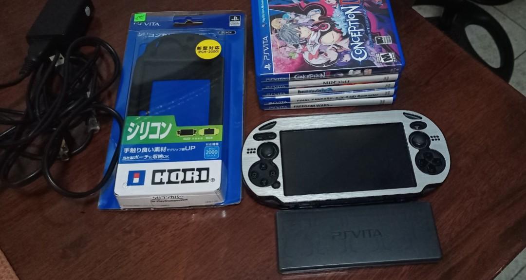 Pre Owned Ps Vita Bundle Unit 4 Games Video Gaming Video Game Consoles Others On Carousell
