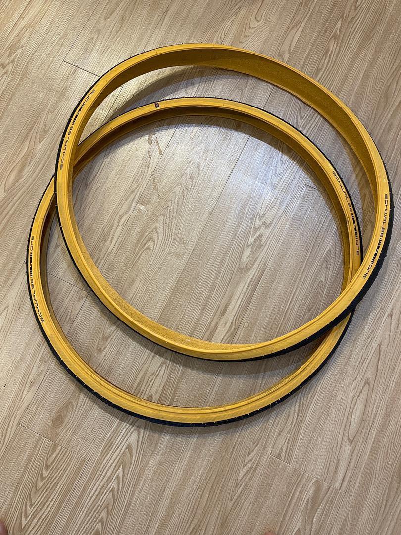 Rechtsaf eiwit fiets Schwalbe One TLE 28mm Classic Skin Wall tyre, Sports, Bicycles on Carousell