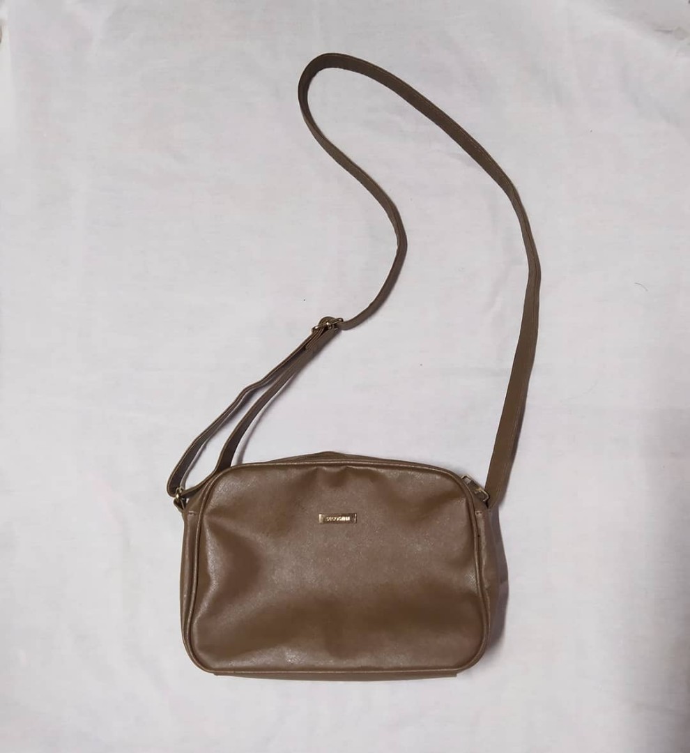 secosana sling bag