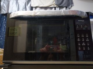 （分類：）位於 。 由 carolcarolm.1 提交（商品編號 1061817816，圖片 1）。簡介： 。
