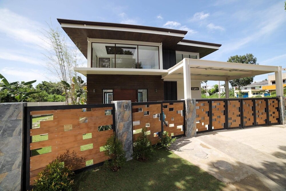 Vista mar beach house for sale lapulapu city cebu White beach Mactan