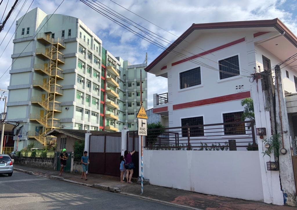 1new 2 Storey Apartment With Patio And Parking Near St Vincent Hospital Inside Village Concepcion Marikina City Property Rentals Apartments Condos On Carousell