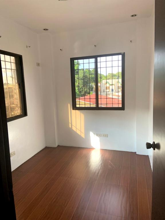 1New 2Storey Apartment with Patio and Parking near St. Vincent