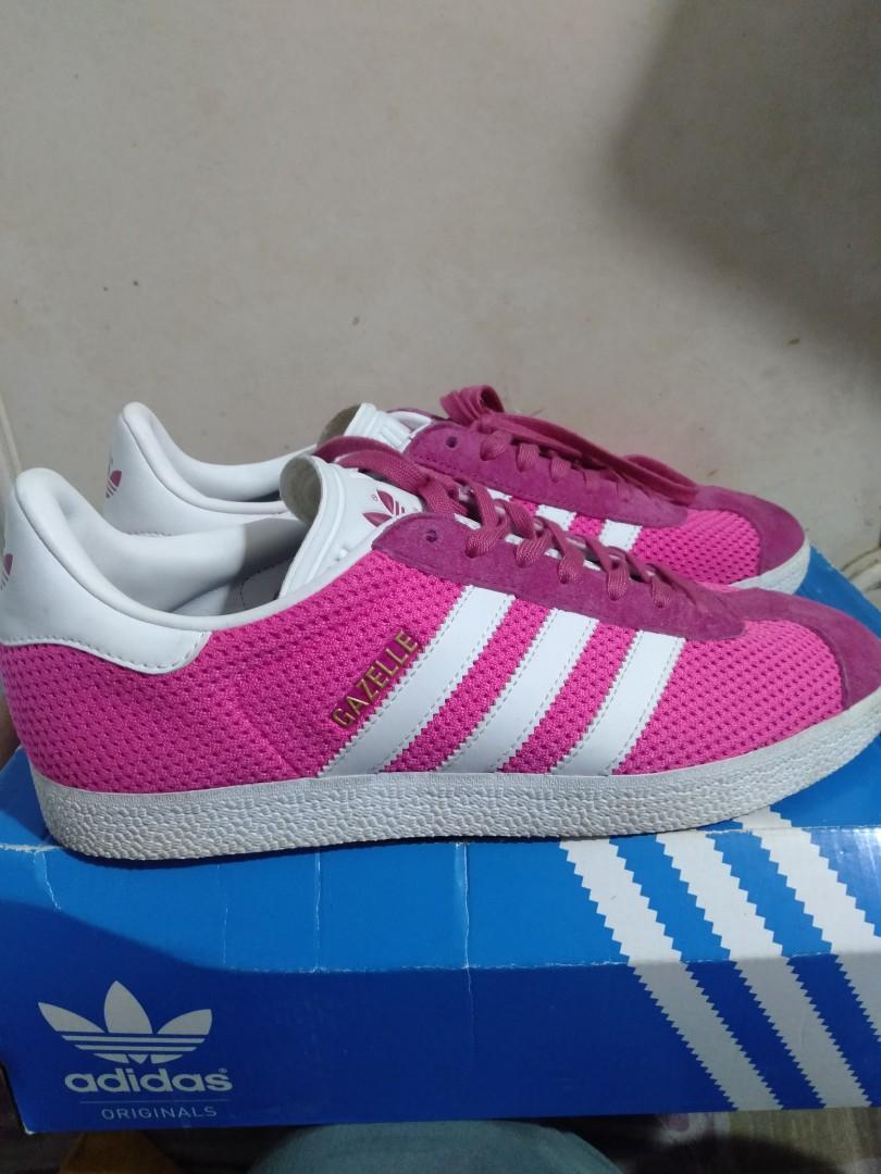 adidas gazelle classic sneakers