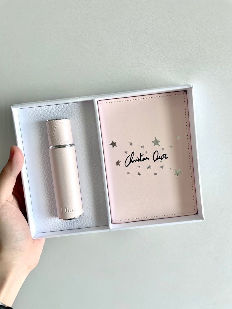 Miss Dior Travel Spray & Exclusive Passport Holder