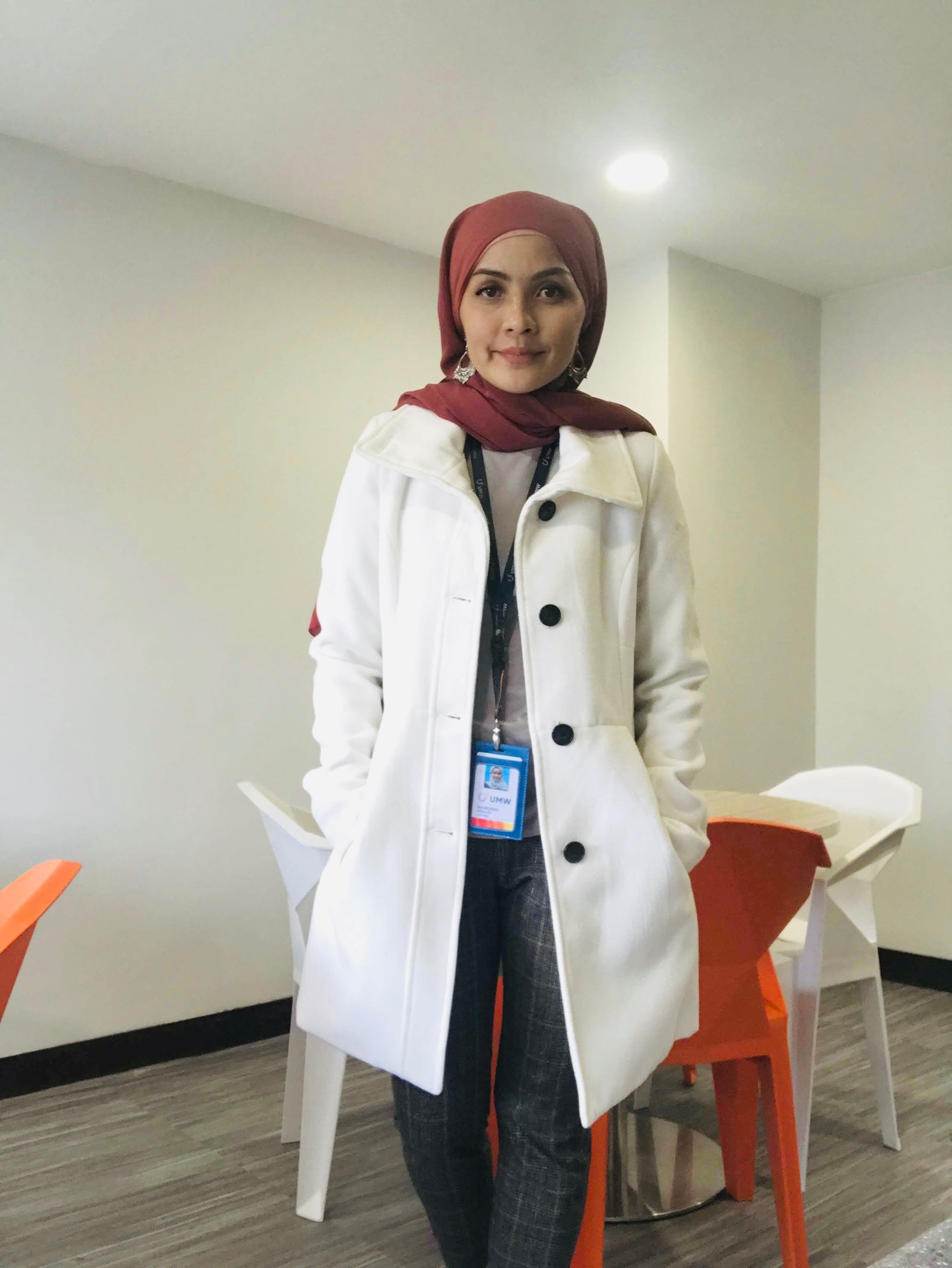 Bershka white coat store