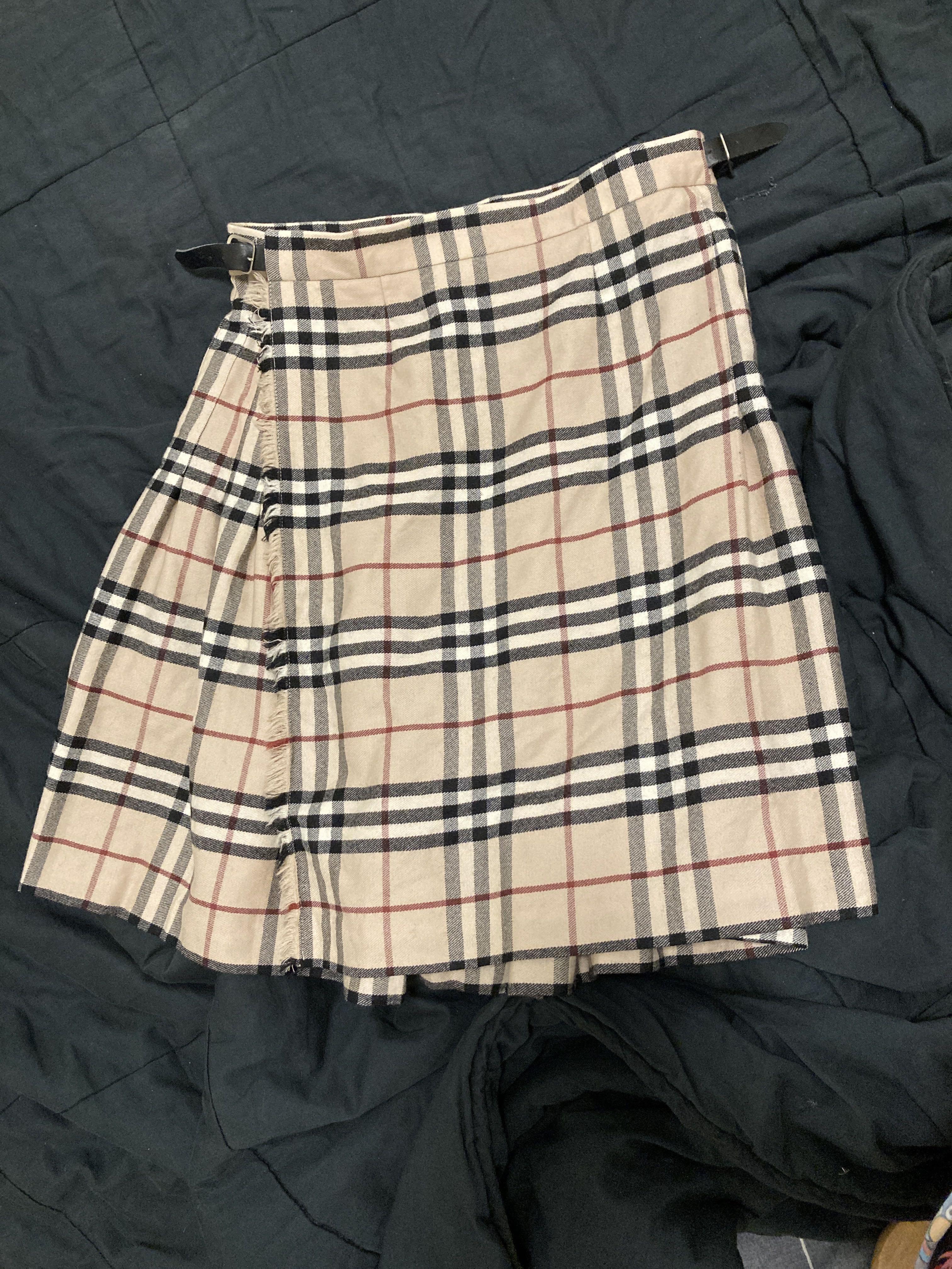 Burberry skirt outlet used