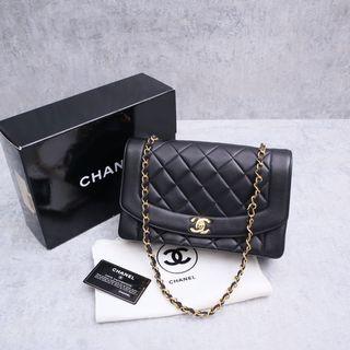Chanel Diana Bag 25