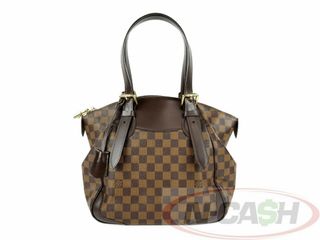 (Category: ) located in . Submitted by luxury_by_n-cash (Listing ID 1062096063, Image 1). Description: .