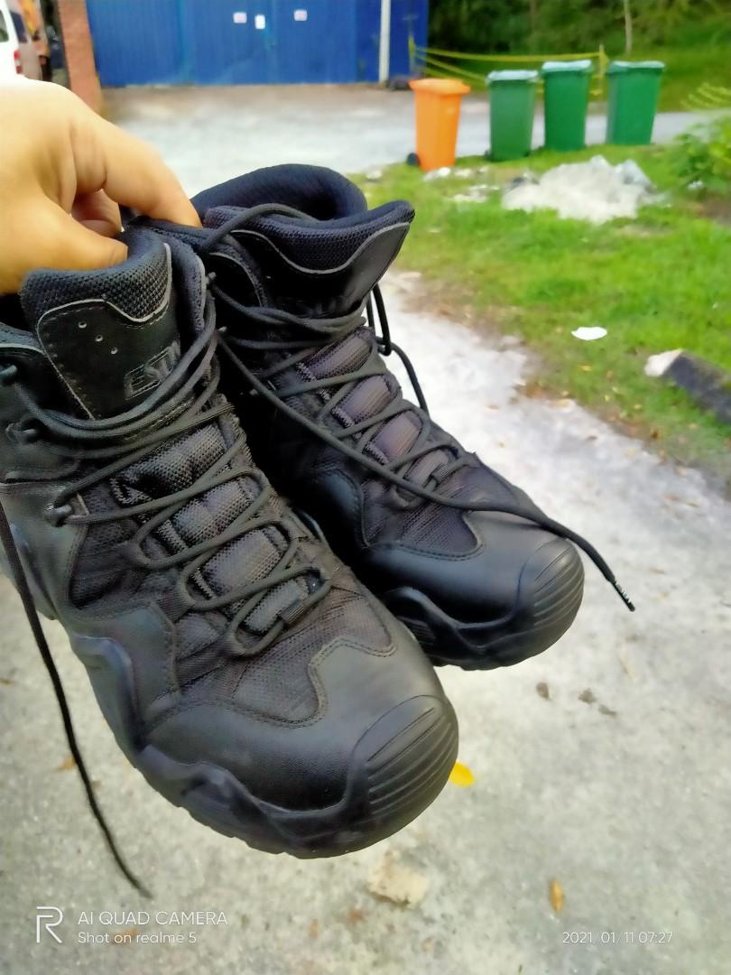 Esdy boots store