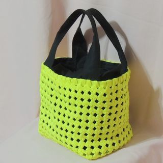 （分類：）位於 。 由 justanotherhandmade 提交（商品編號 1062037690，圖片 1）。簡介： 。