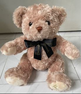 （分類：）位於 。 由 CS444 提交（商品編號 1061979497，圖片 1）。簡介： 。