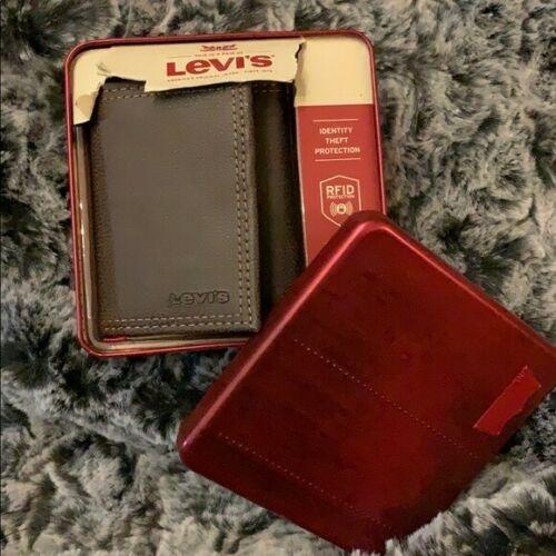 Levi's Brown Trifold Wallet full leather RFID Protection, Men's Fashion,  Watches & Accessories, Wallets & Card Holders on Carousell