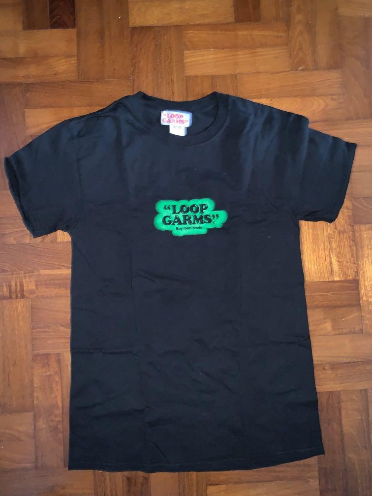 Loop garms tee (Category: Tshirts & Polo Shirts) located in Singapore. Submitted by coolchigga (Listing ID 1062029976, Image 1). Description: Bought from the vintage store loop garms a while back Only worn once or twice Item is as good as new One of my favourite tees but too small for me Sick back print Exactly the same material as thrasher t shirts Buy with the thrasher tee in my listing for free mailing.