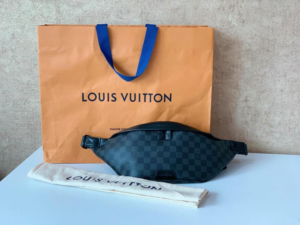 LOUIS VUITTON N40187 DISCOVERY BUMBAG