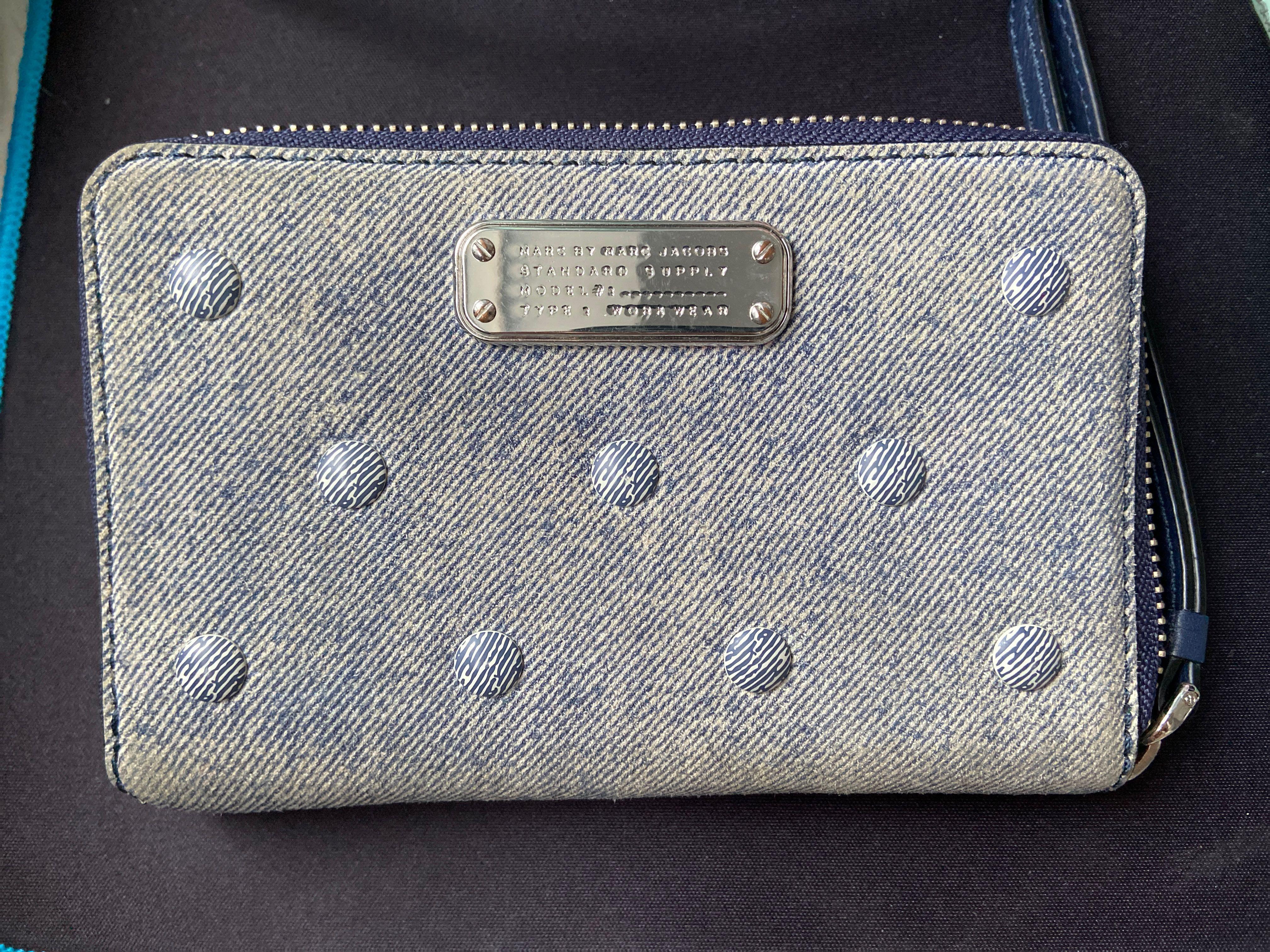 marc jacobs clutch wallet