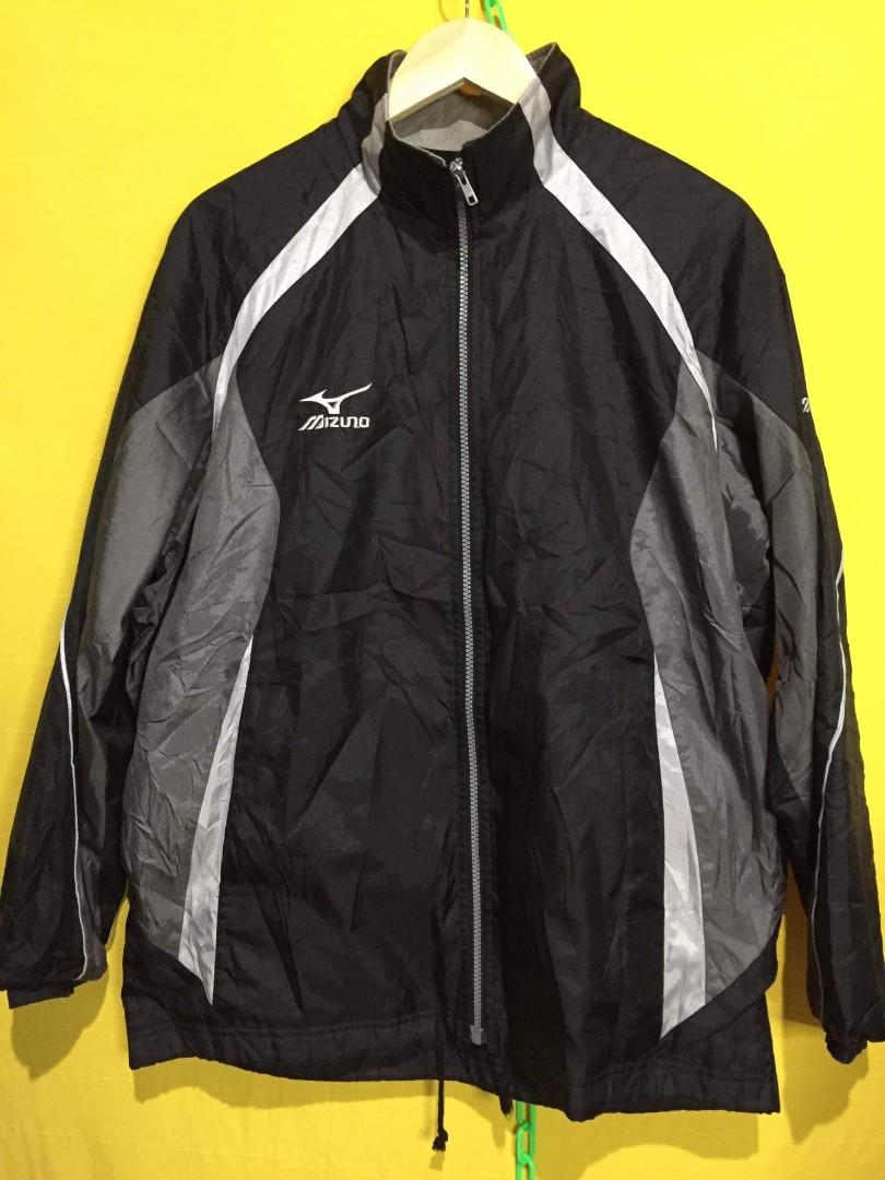 mizuno windbreaker