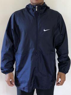 Nike Wind Breaker. Embroidery front logo