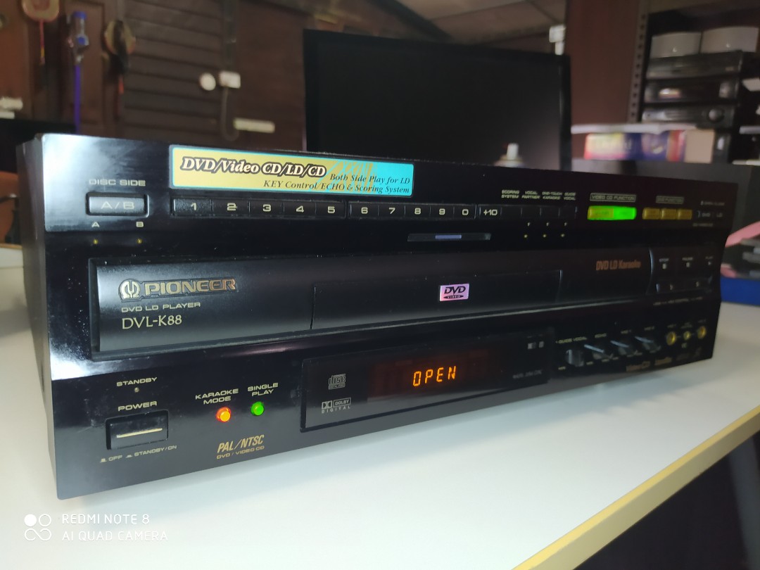 Pioneer DVL K88 : DVD/VCD/LD/CD, Audio, Portable Music Players on
