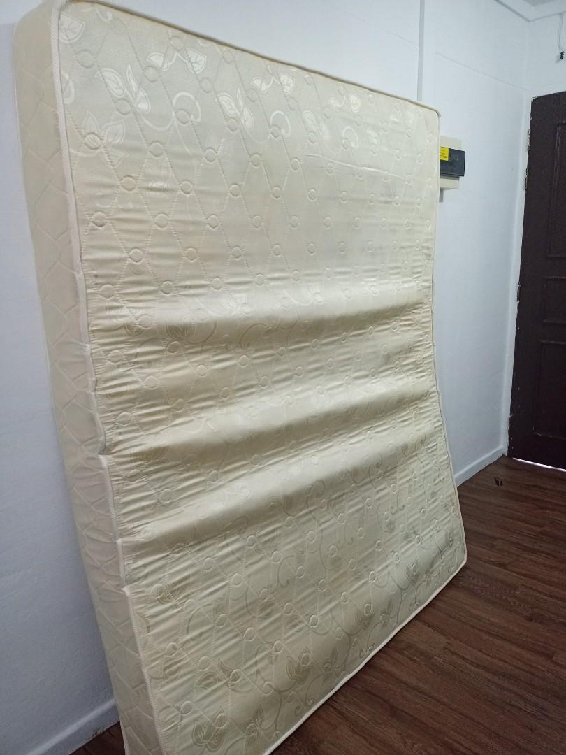 Queen Size Divan Bed Header Mattress Furniture Beds Mattresses On Carousell