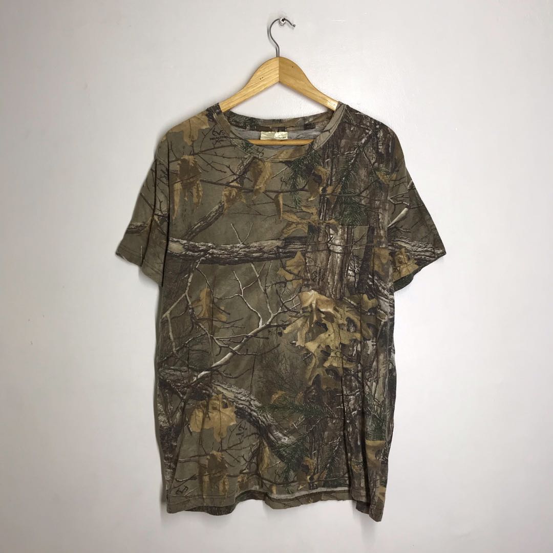 Realtree Pocket tee (Kanye W. Vibes 