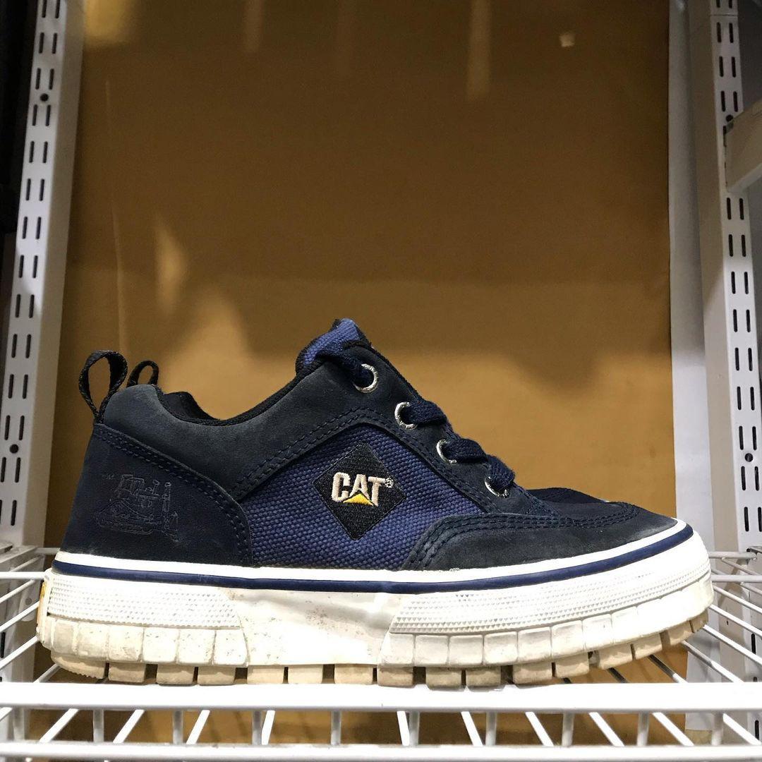 Zapatillas cat wide width online