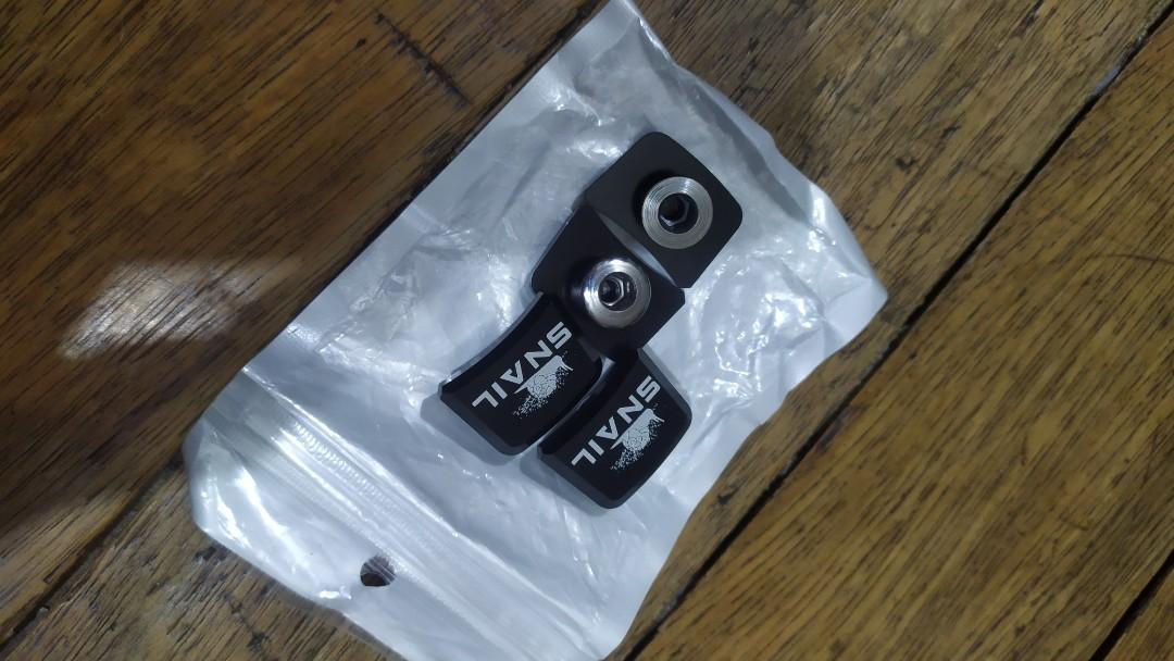Snail chainring bolt (Category: Bicycles) located in Pateros City. Submitted by giango1313 (Listing ID 1062101267, Image 1). Description: .