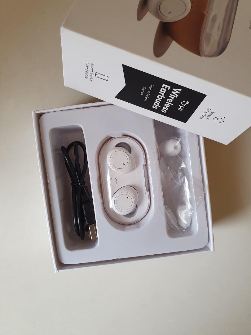 Typo Wireless Earbuds in Khaki 