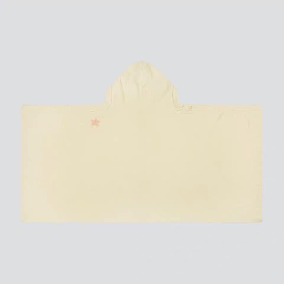 uniqlo kids poncho blanket, Babies & Kids, Babies & Kids Fashion on