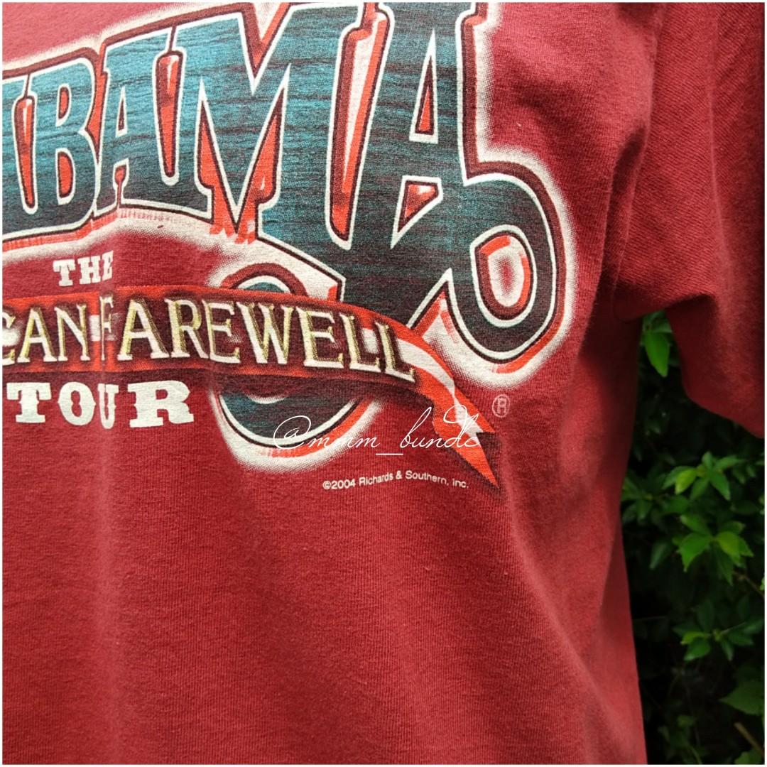 BAND ALABAMA AMERICAN FAREWELL©2004 (Category: Tshirts & Polo Shirts) located in Kangar. Submitted by the3mbundle (Listing ID 1061981024, Image 3). Description: VINTAGE BAND ALABAMA AMERICAN FAREWELL©2004 🔥Copyright depan baju 🔥Size M 🔥Pit 20/ labuh 27 🔥Condition 9/10 🔥tag GILDAN 🔥 Harga RM135 termasuk pos ss + RM5.