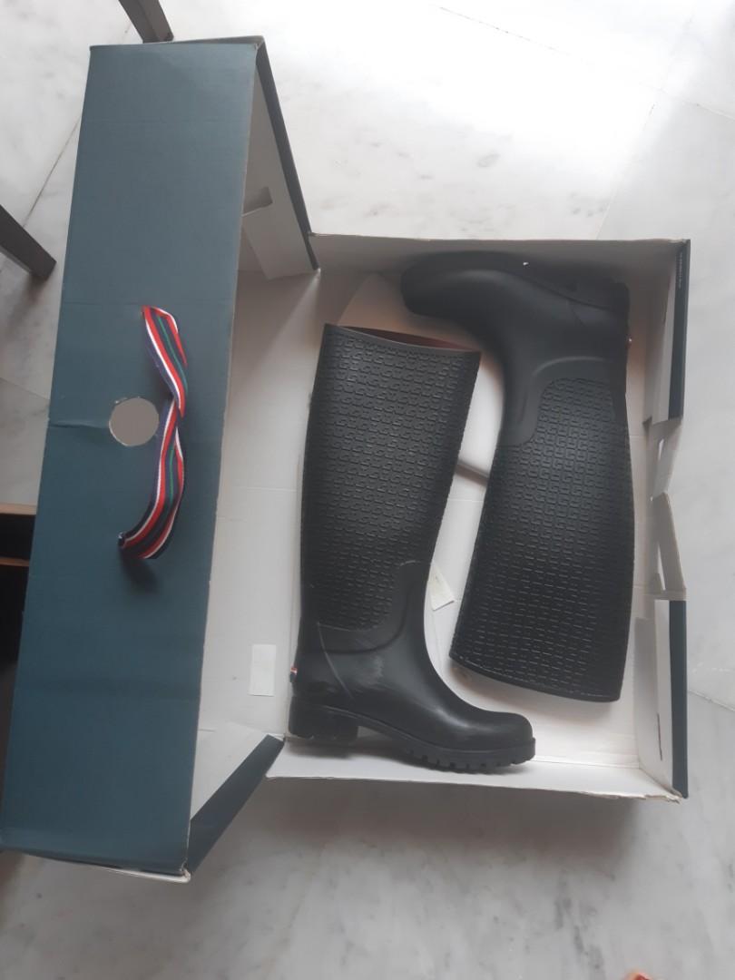 Tommy hilfiger discount tall rain boots