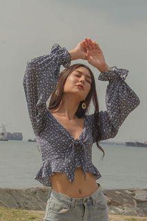 YHF spring break top in blue floral