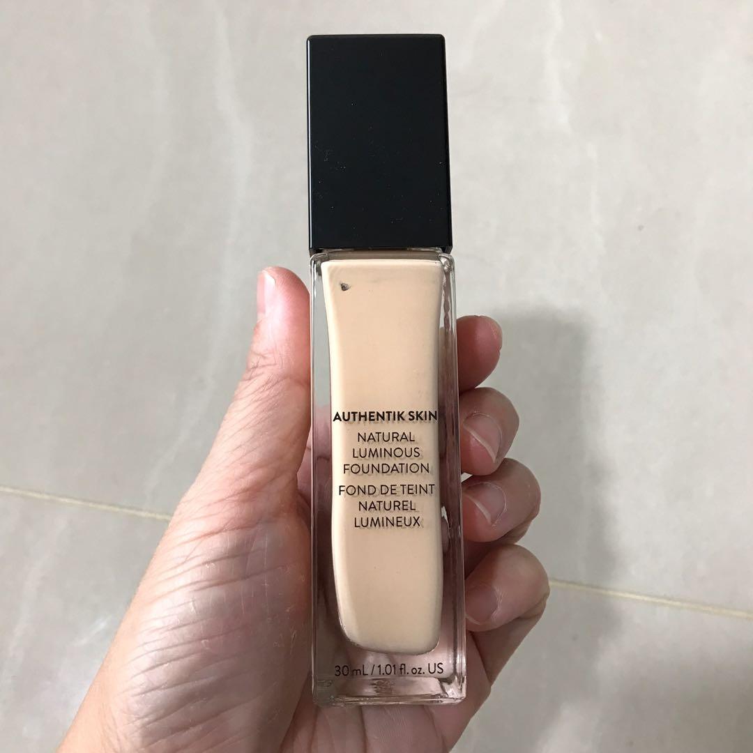 Zoeva Authentik Skin Foundation 30ml, Beauty Personal Care, Face