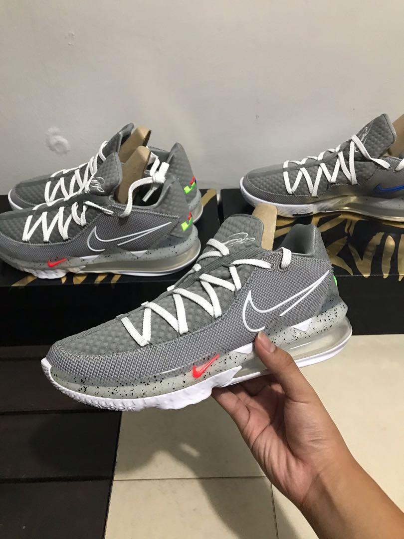 lebron 17 particle grey