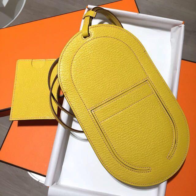 Hermes HERMES Smartphone Case In The Loop To Go PM Chevre Mizol Jaune Naple  Unisex