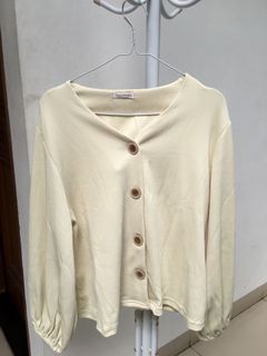 (Kategori: ) berada di . Dikirim oleh checkoutaja_ (ID iklan 1062216088, Gambar 1). Deskripsi: .