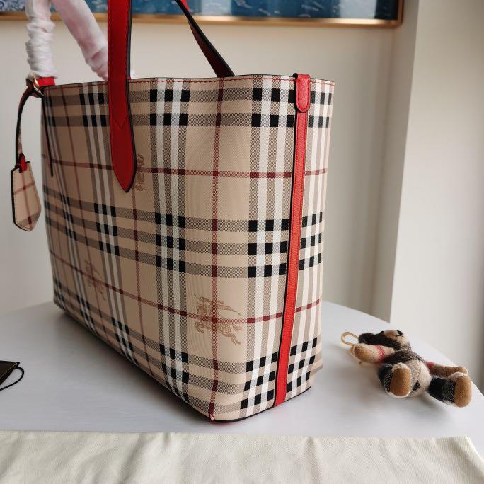 Burberry deals outlet bags