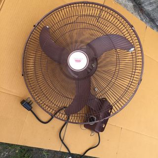 (Category: ) located in . Submitted by johncccsss (Listing ID 1062230885, Image 1). Description: .